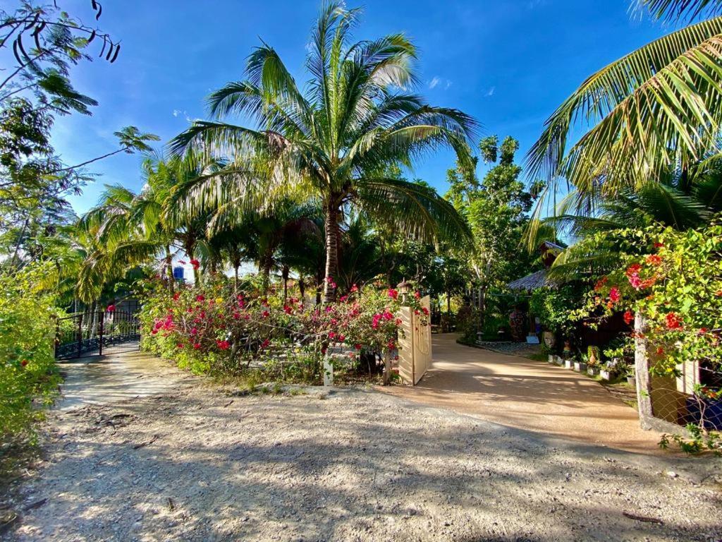 Tahanan Resort San Juan  Eksteriør billede