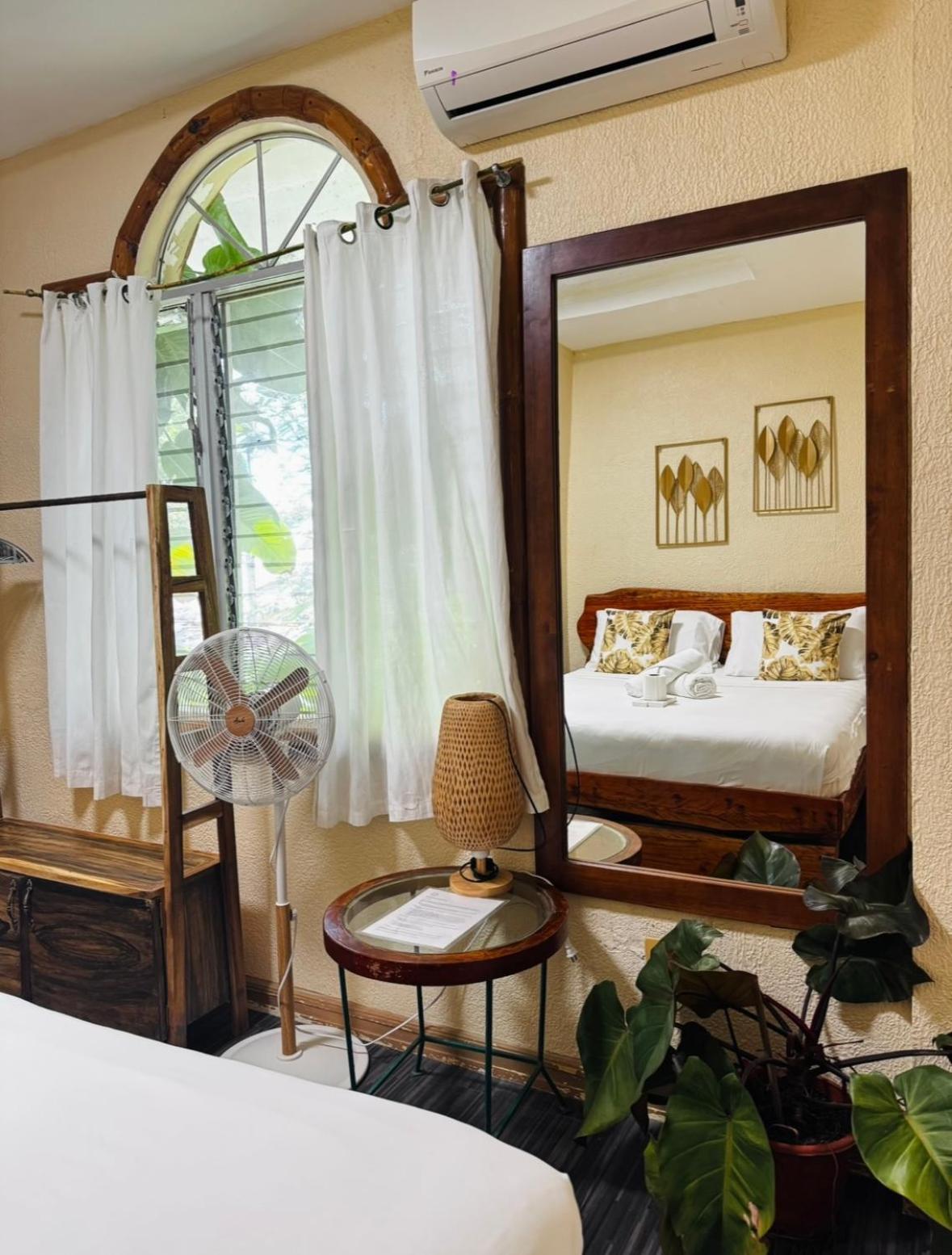 Tahanan Resort San Juan  Eksteriør billede